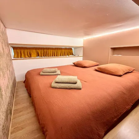 아파트 Elegant Climatise , Vieux Nice, A Pied 니스